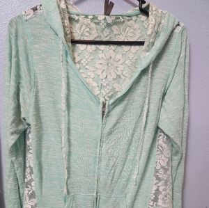 🌻3 for $30 Vanity Clothing🌻